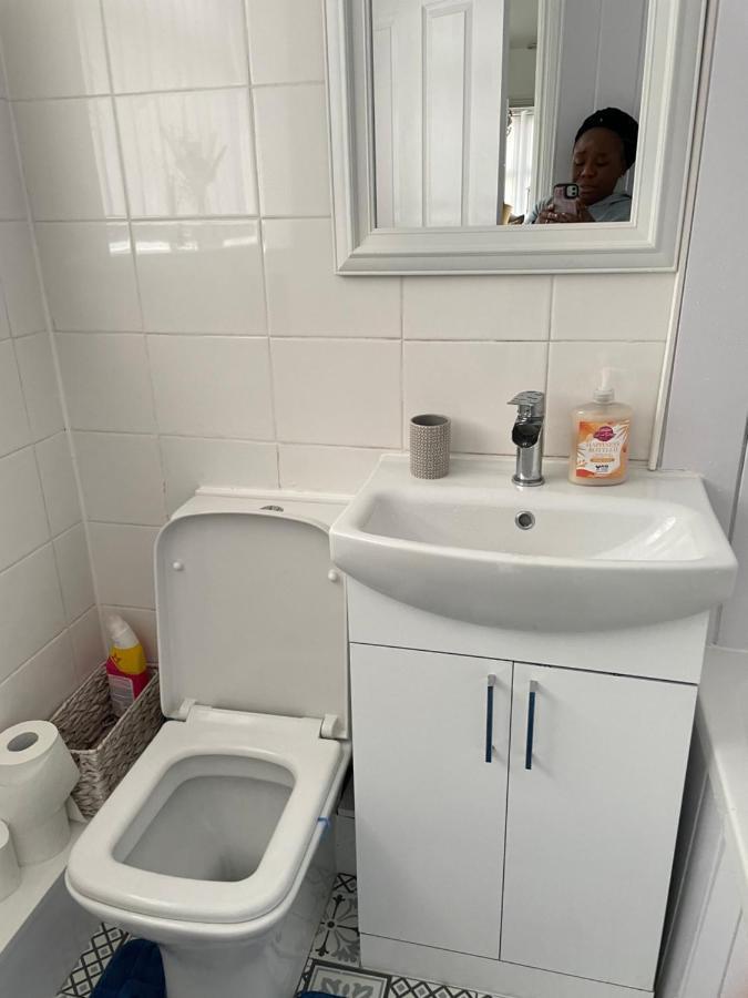 Luxury Spacious 2 Bedroom Home. Apartment *